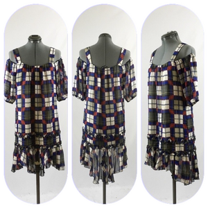 𝅺kenzie Pretty 💕Cold Shoulder Hi/Low Plaid Dress💕